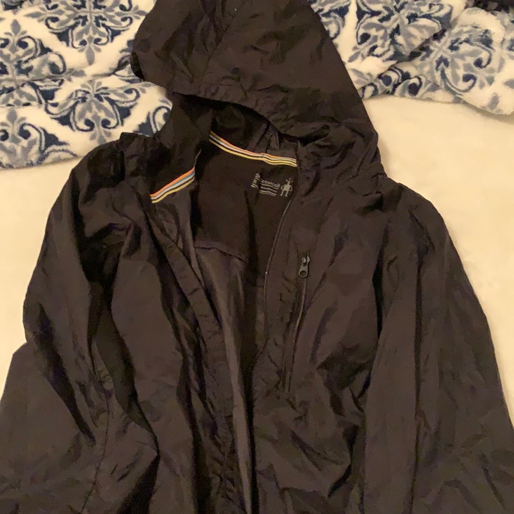 Light weight runners jacket